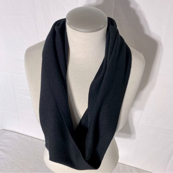 5/$25 Thin Black Infinity Scarf - Picture 1 of 13